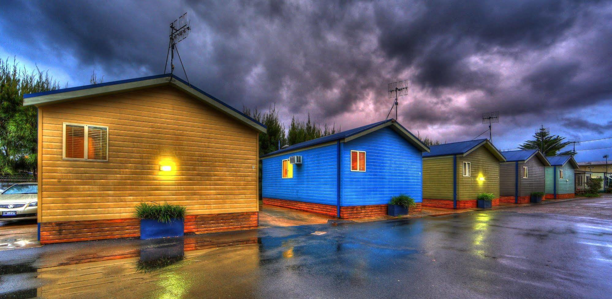 Clyde View Holiday Park 바테만스베이 외부 사진