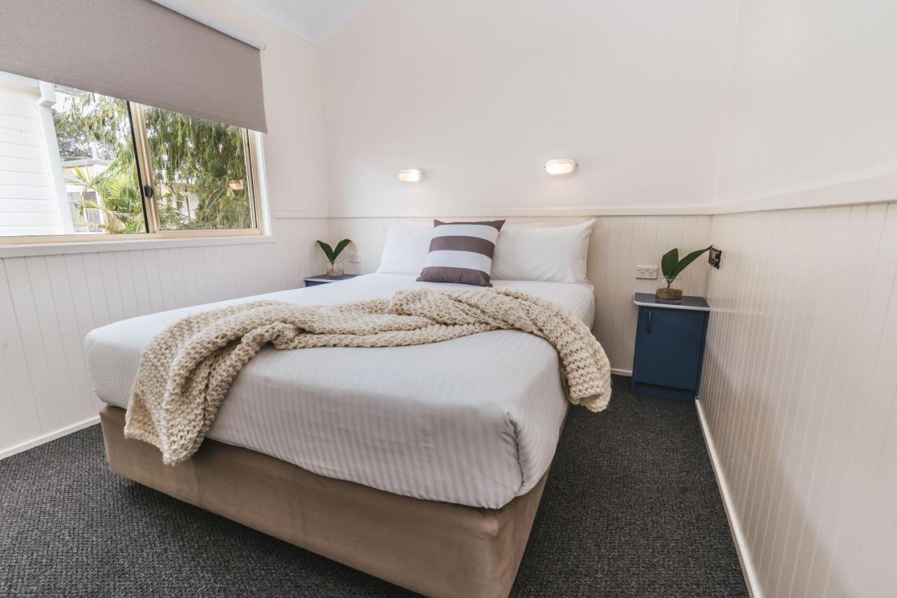 Clyde View Holiday Park 바테만스베이 외부 사진